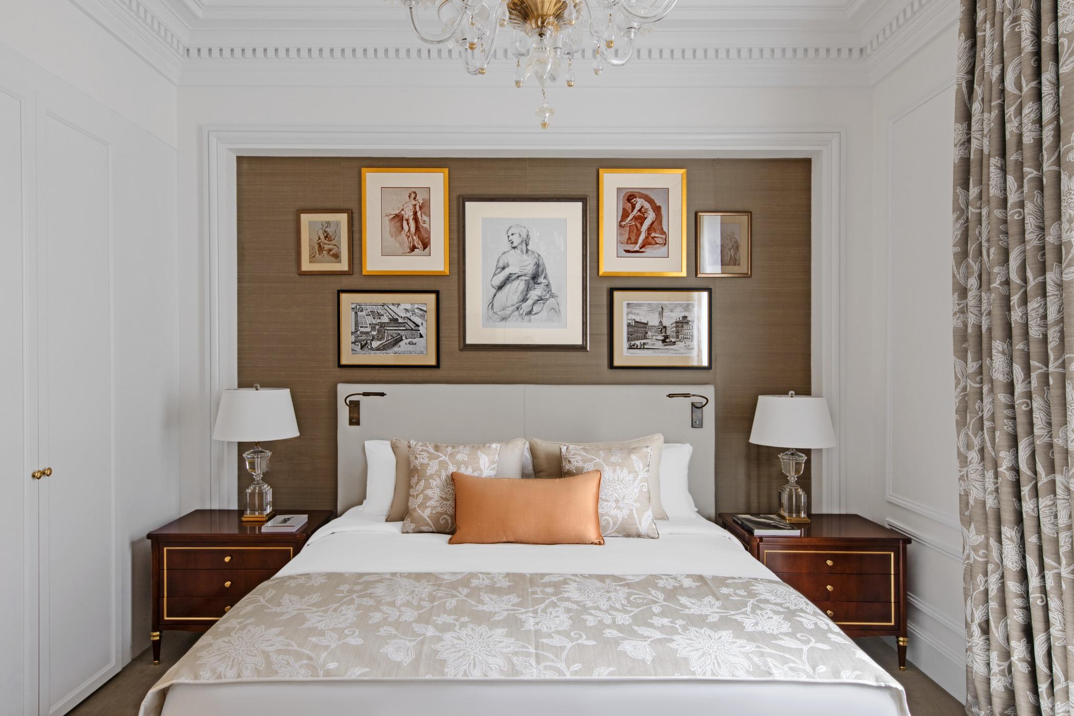 The St. Regis Suite bedroom