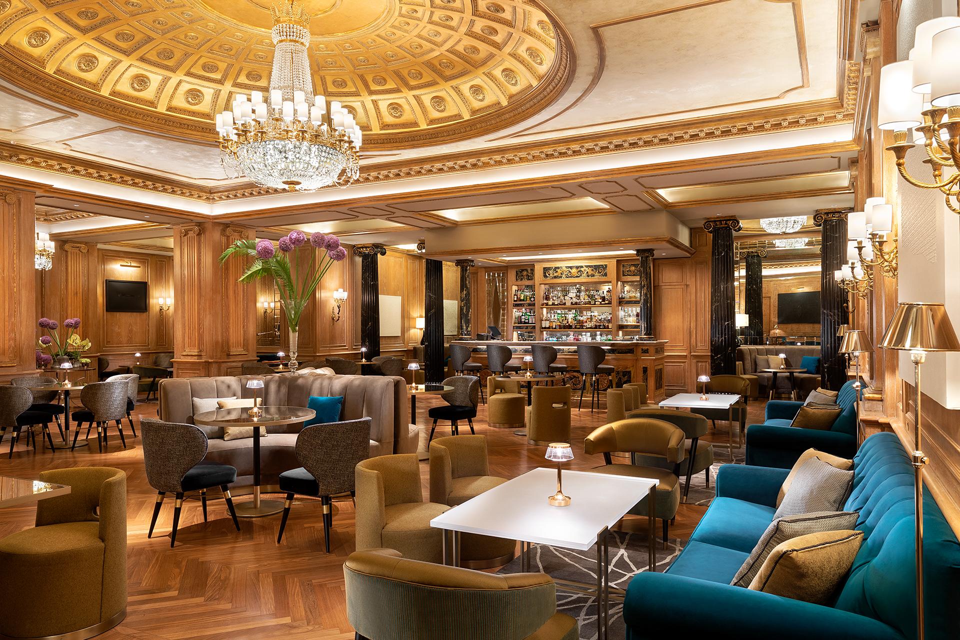 The Lounge Bar