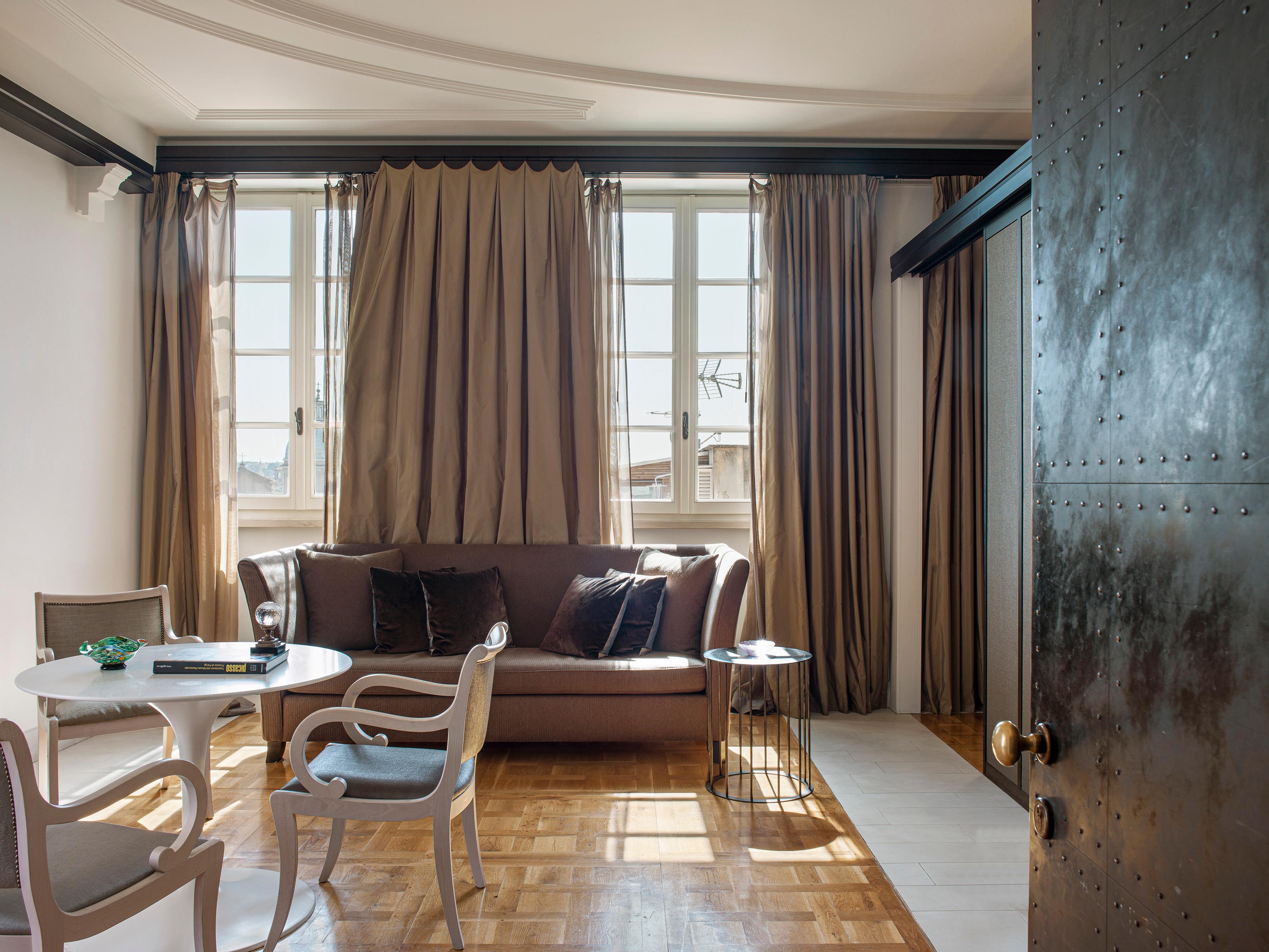 Panoramic Suite with Terrace
