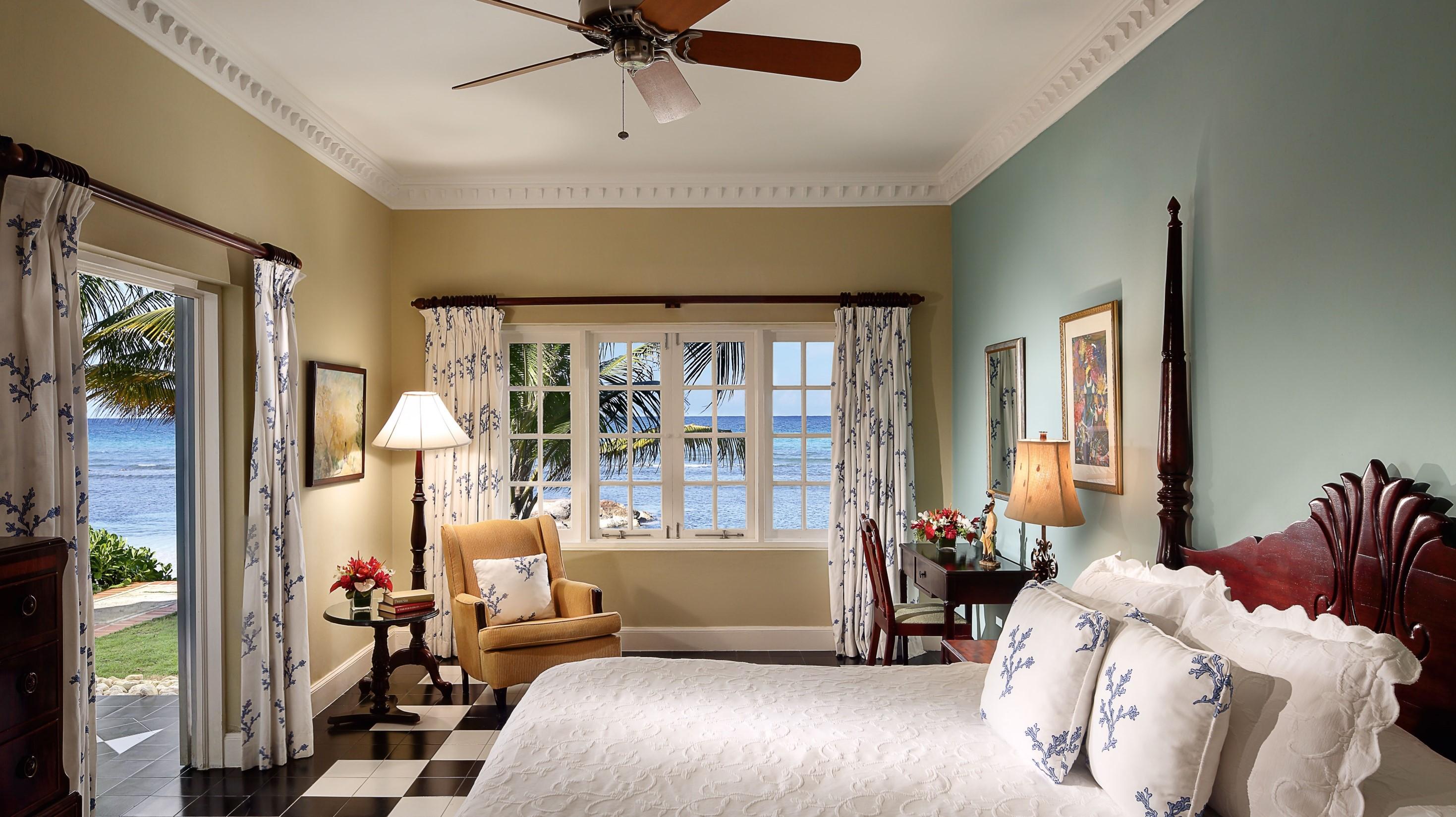 Founders Cove Ocean Rooms & Suites