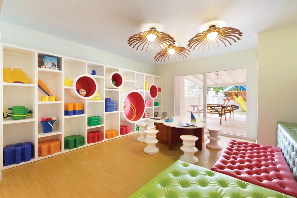 KidZ Club playroom and supervised games