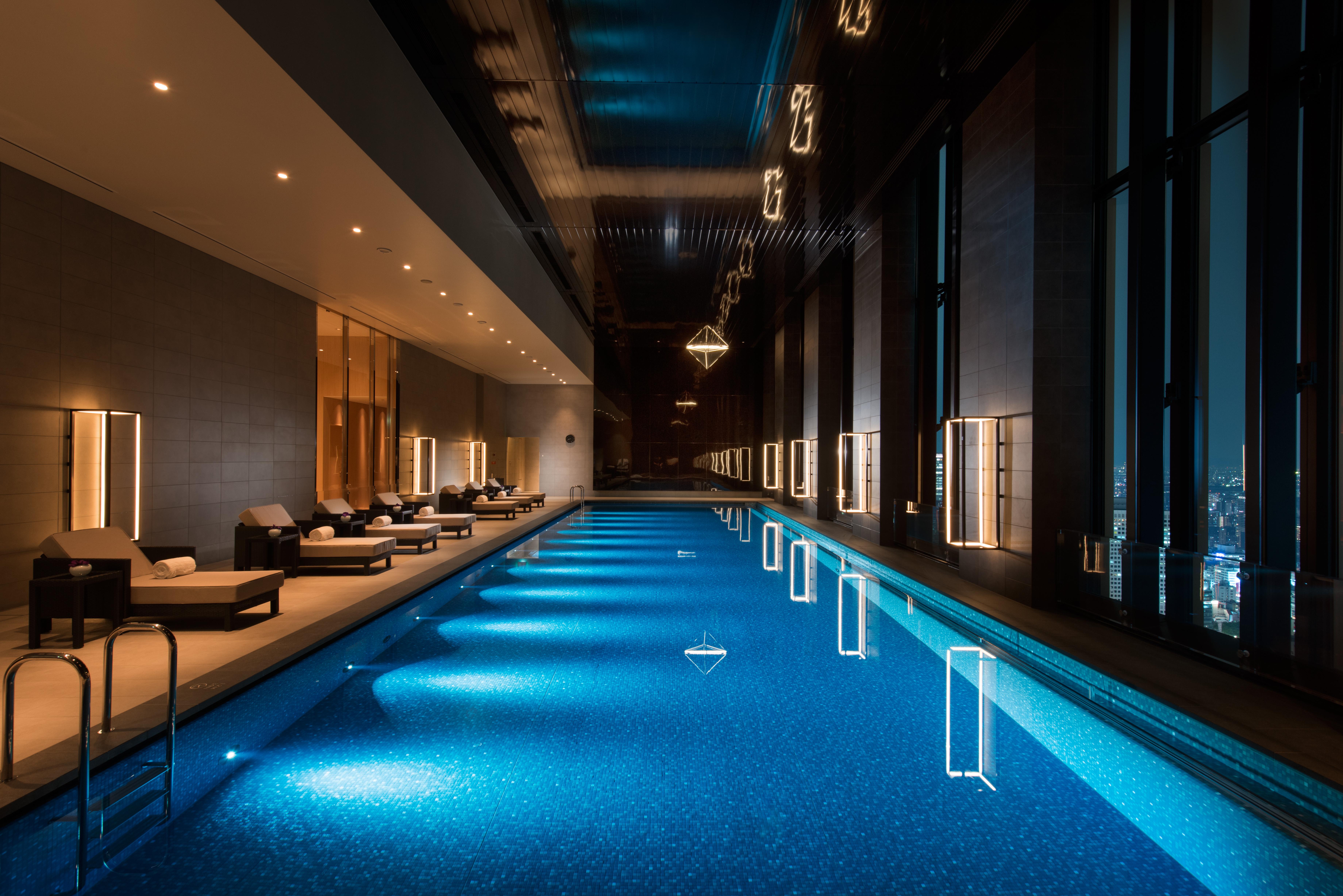 20-Meter Heated Indoor Skyline Lap Pool