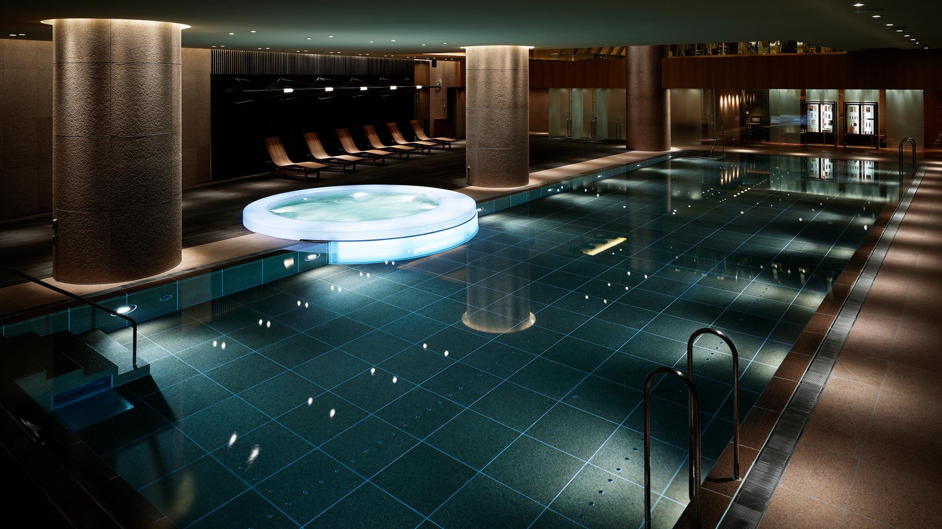 Nagomi Spa 20-Meter Granite Indoor Pool