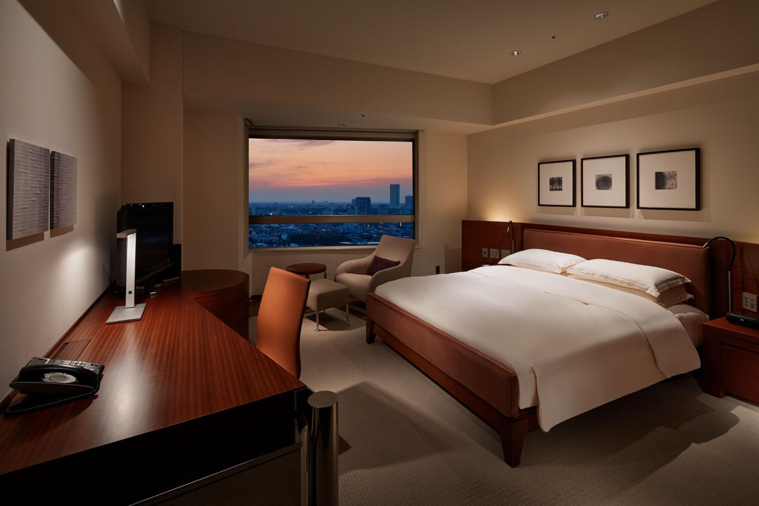 Grand Hyatt Tokyo Grand King Guestroom