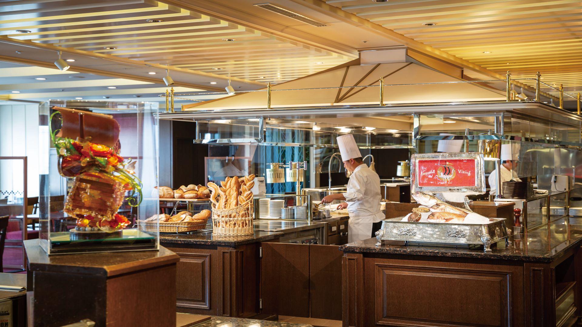 Les Saisons French Haute Cuisine