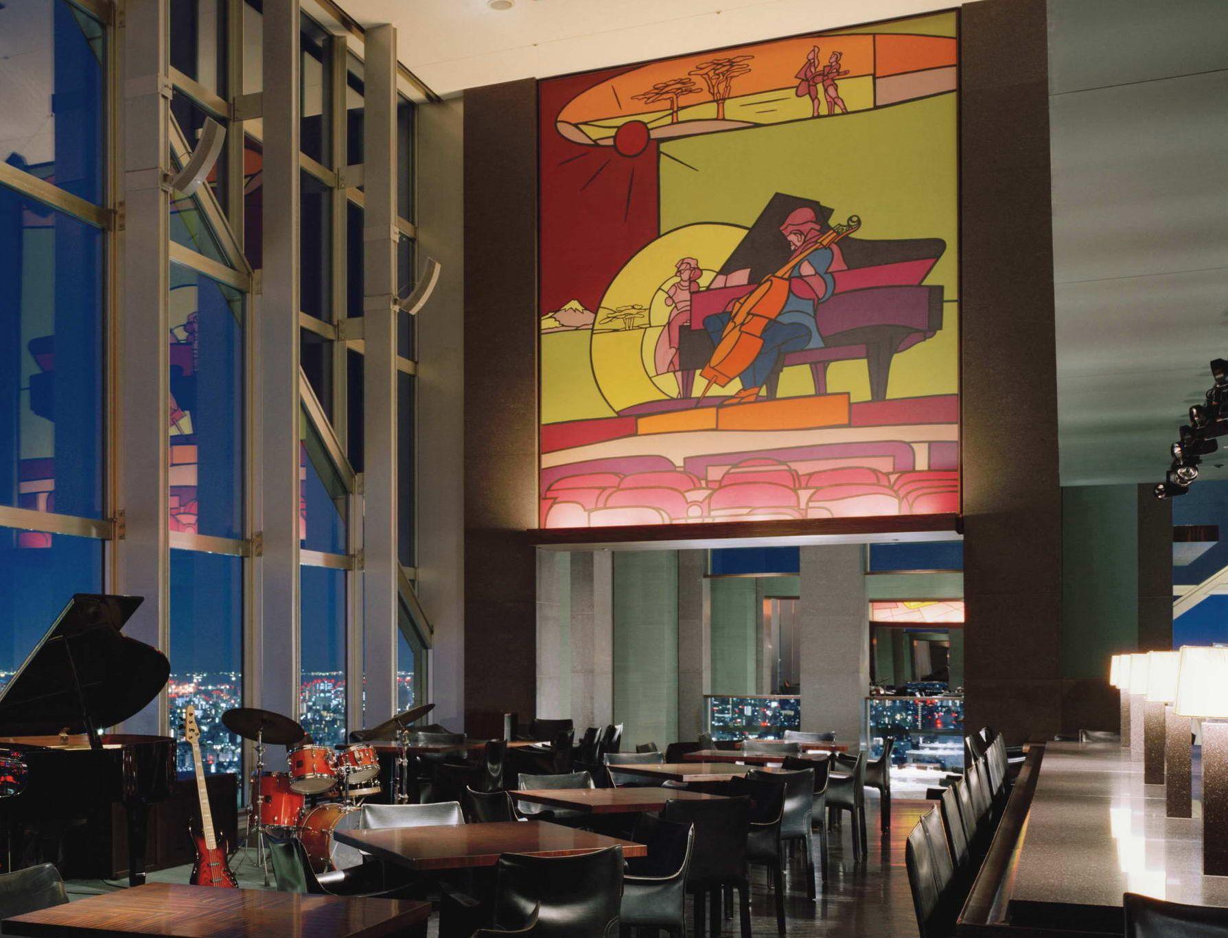 New York Bar at Night with Live Jazz