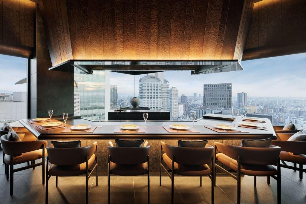 Teppanyaki MIZUKI Counter with City Views