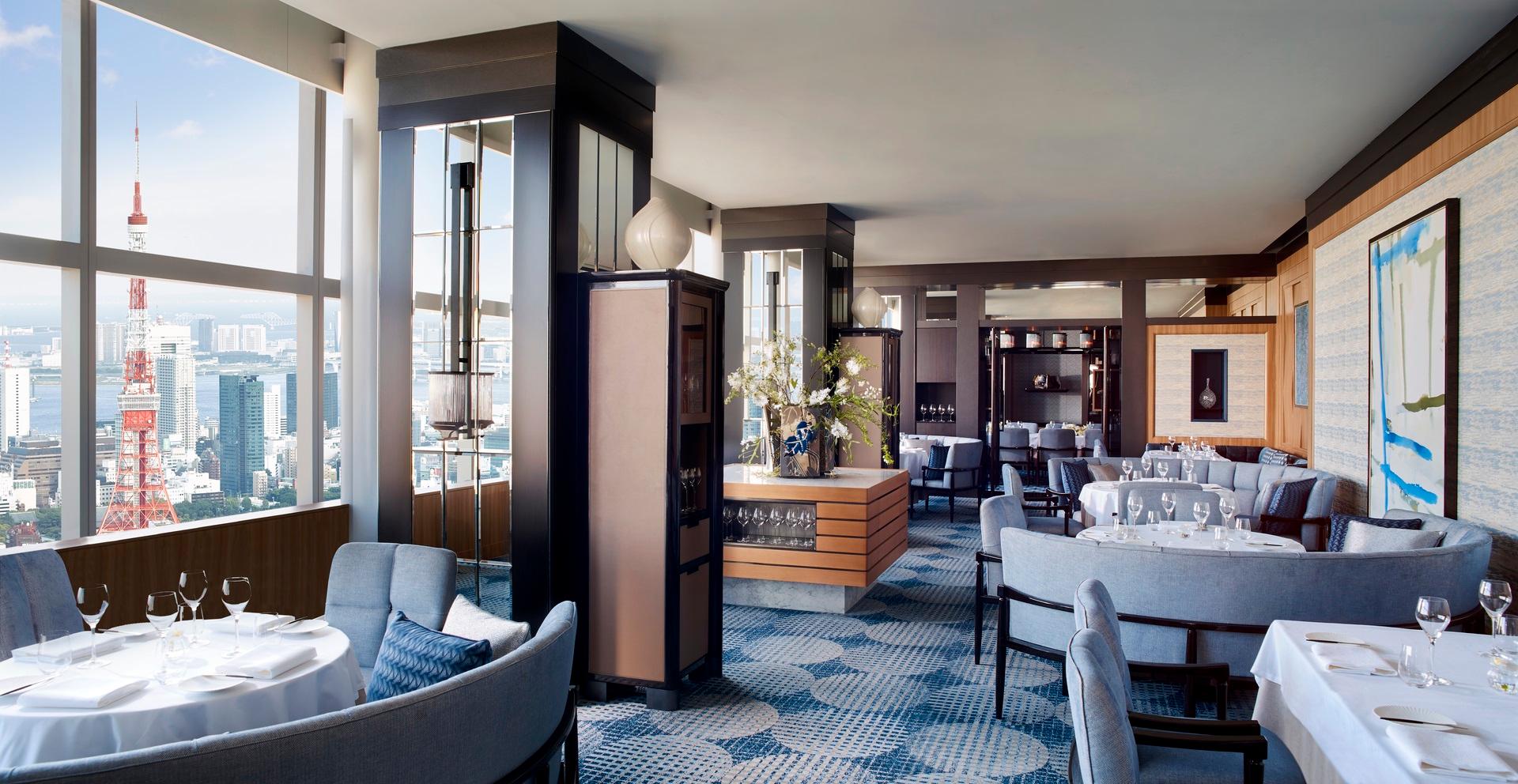 Azure 45 Michelin-Starred French Haute Cuisine with Metropolitan Tokyo Vistas