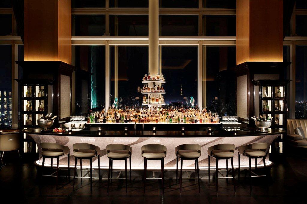 The Bar at The Ritz-Carlton, Tokyo Featuring Bespoke Mixology and Live Jazz