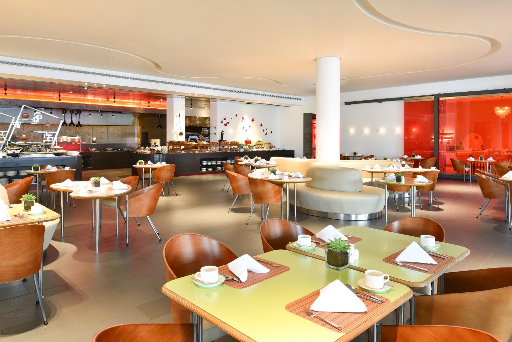 The Obelisk Buffet Terrace