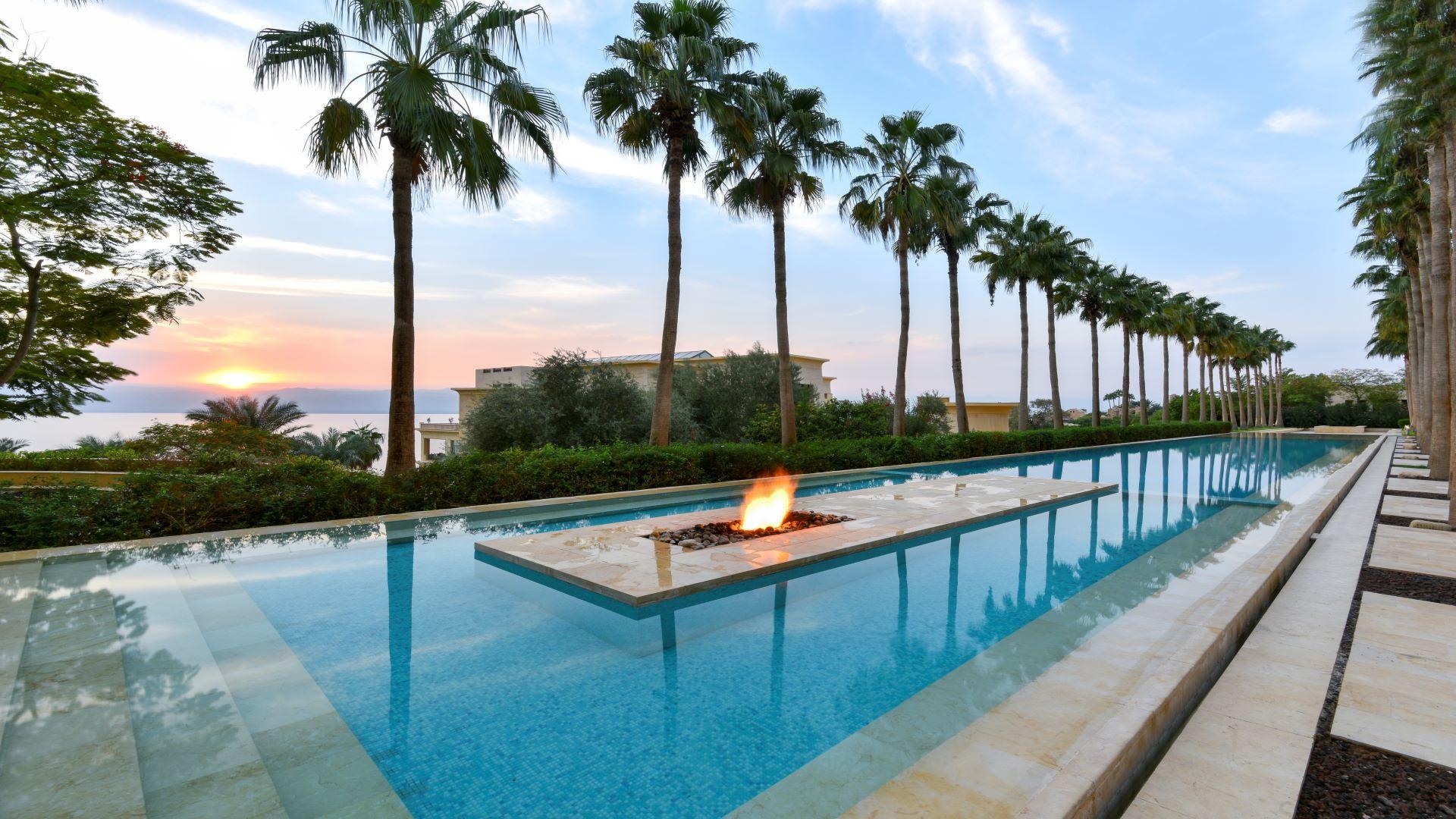 Sunken Lagoon Pool