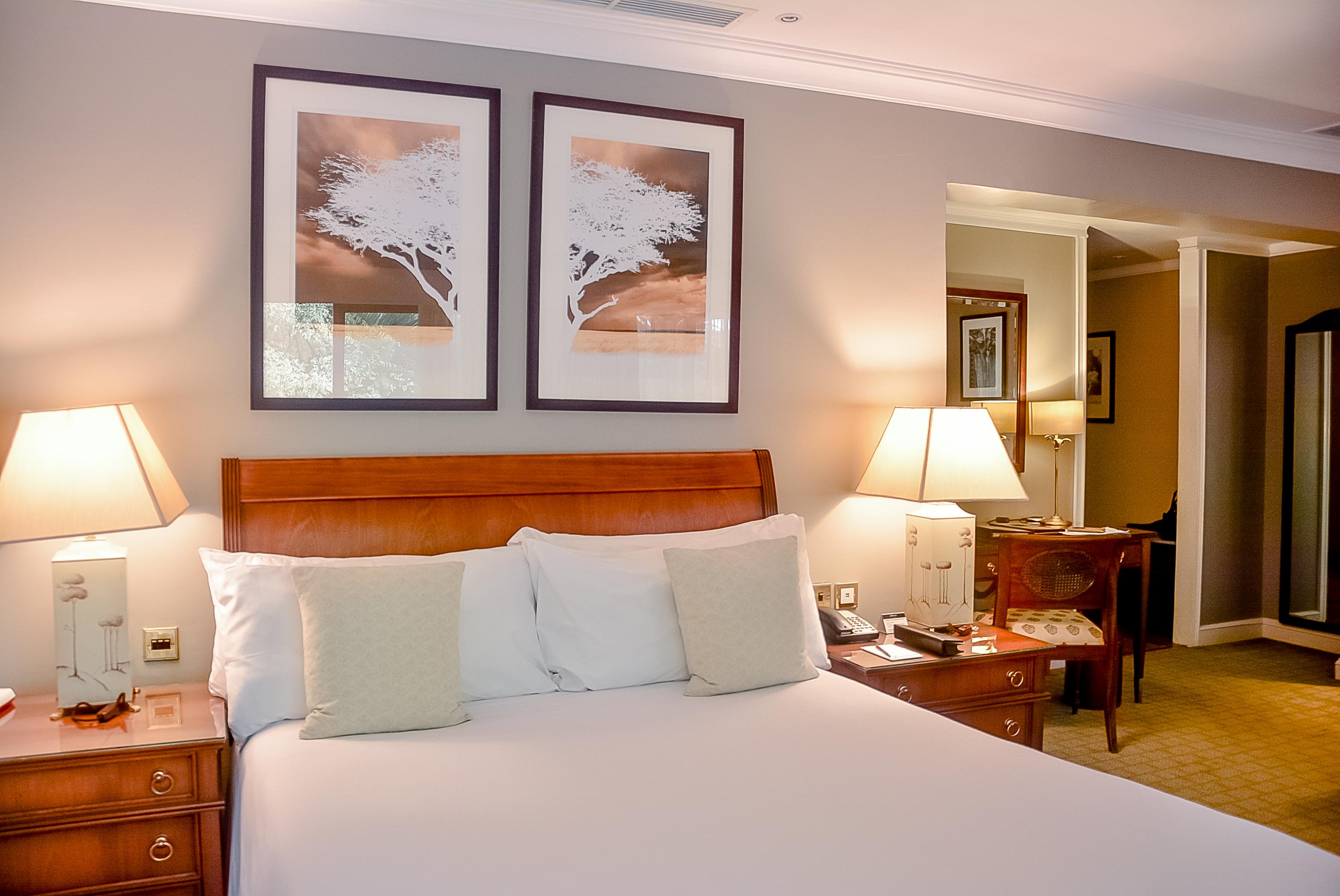 Fairmont Courtyard Room