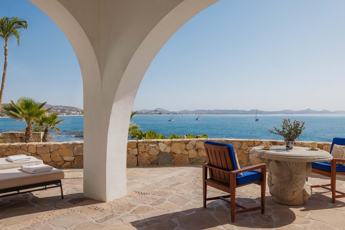 Premier Oceanfront Suite private terrace with daybed and sweeping Sea of Cortez vistas