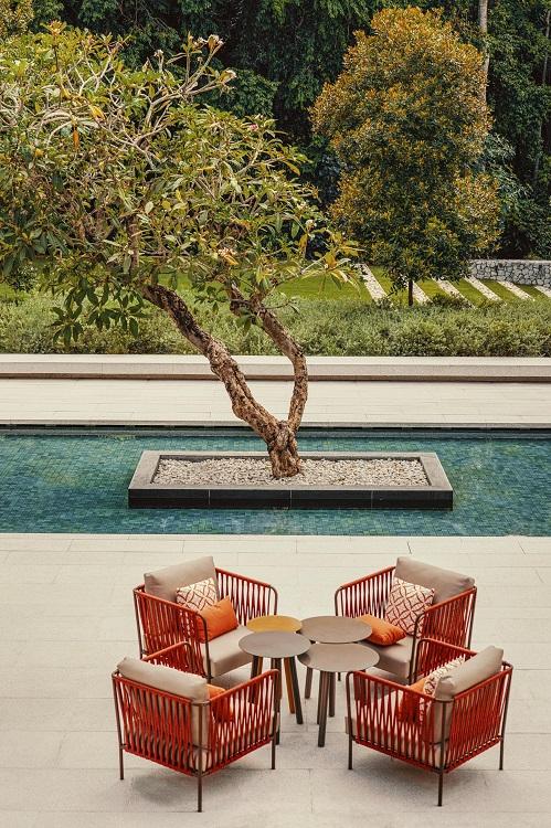 Essential Poolside Dining