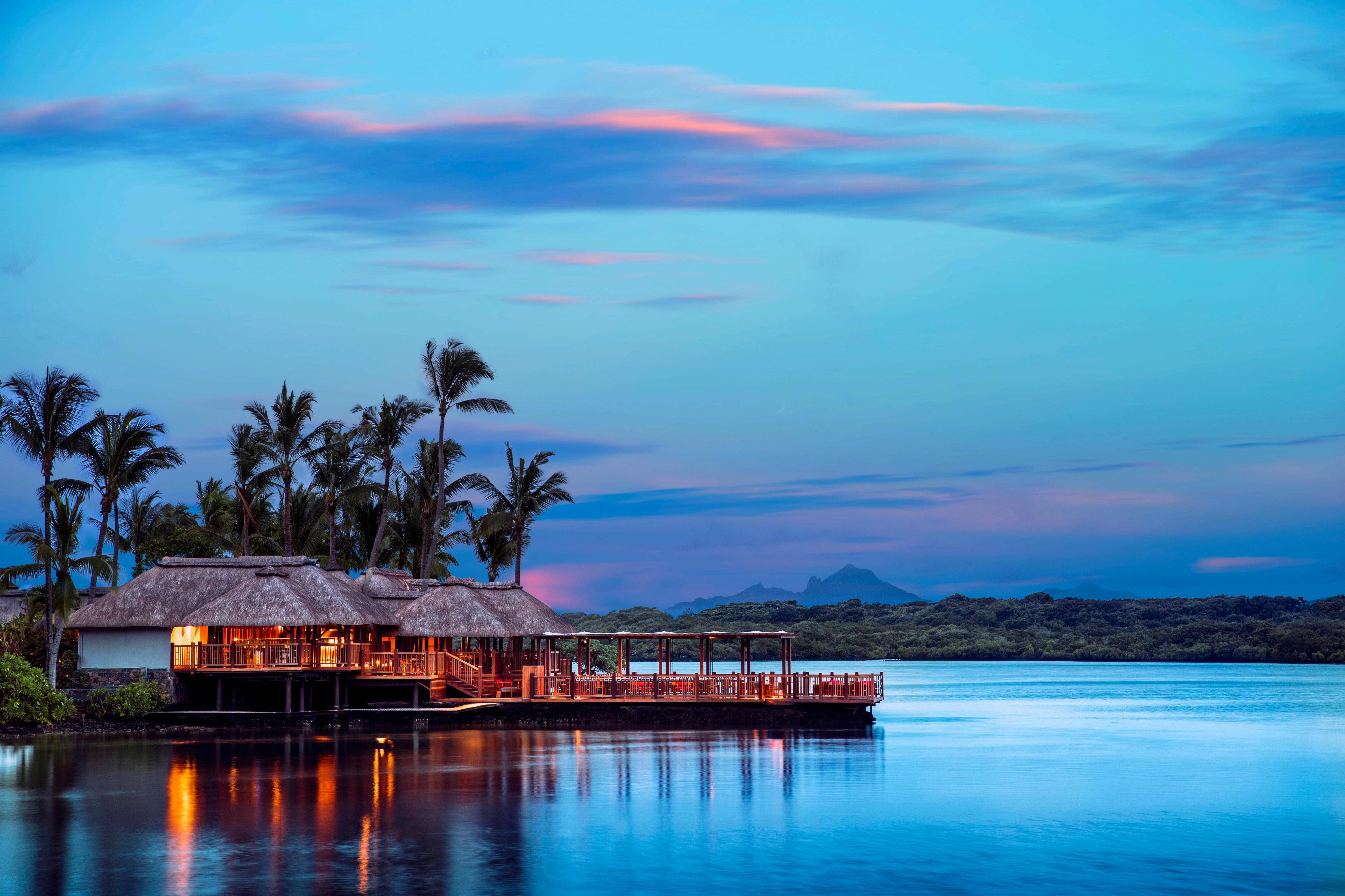 Tapasake Overwater Dining