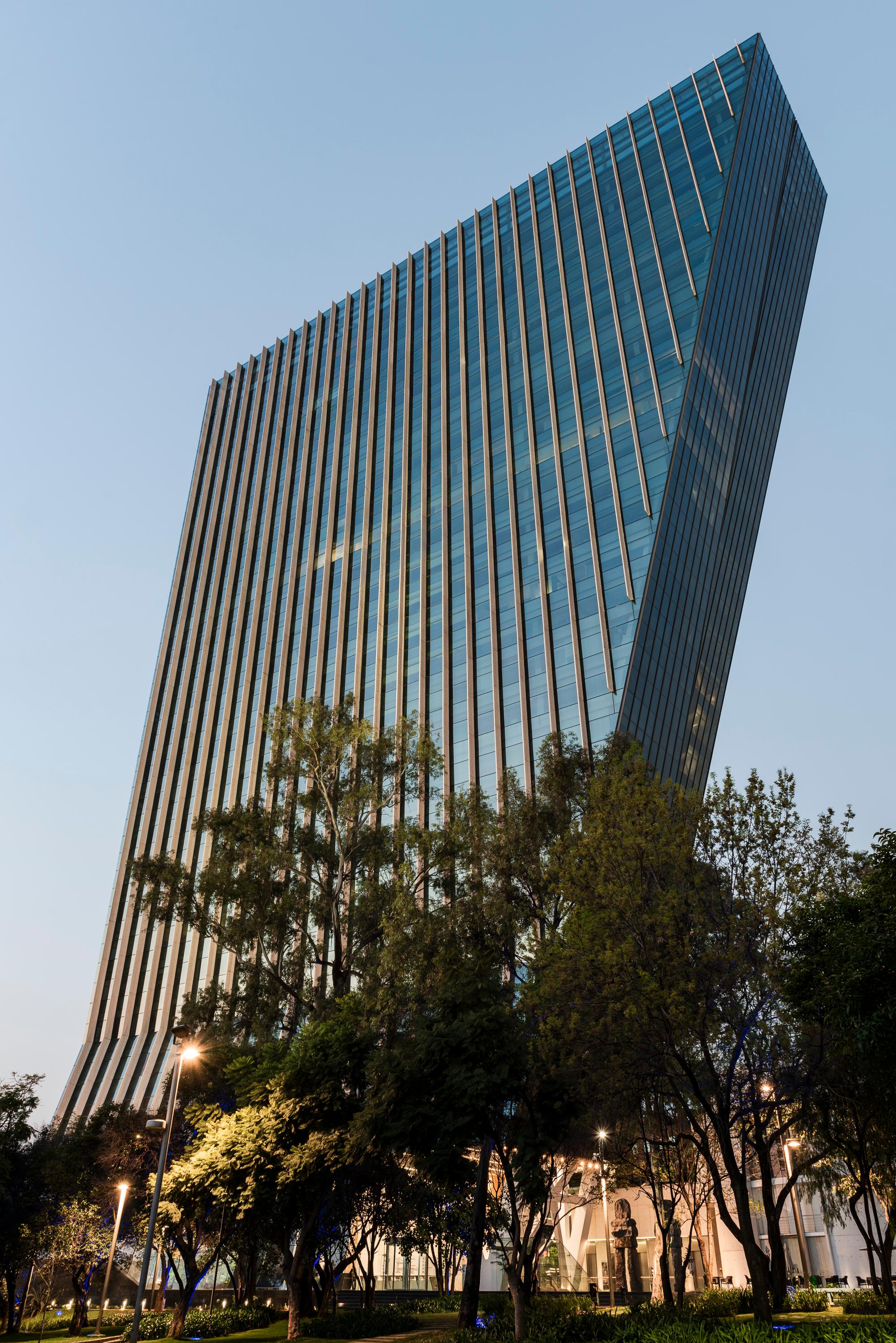 Torre Virreyes Architectural FaÃ§ade