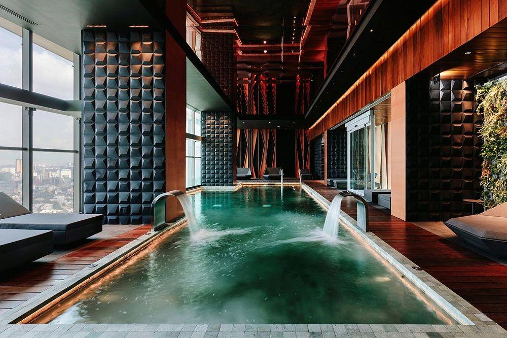 38th-Floor Heated Saltwater Pool