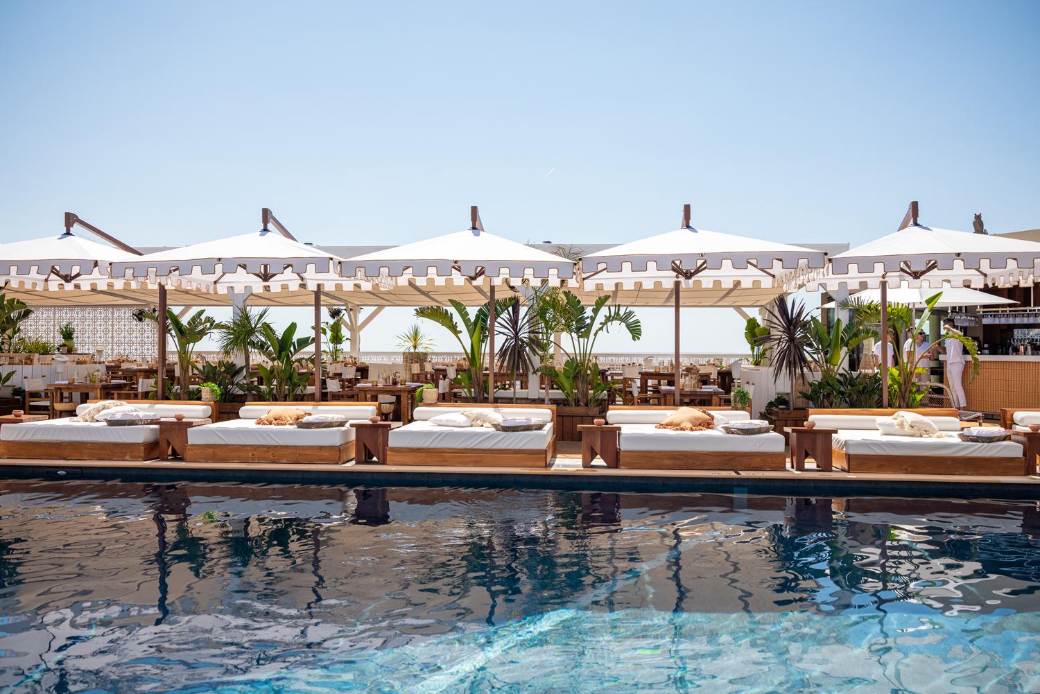 Heated Rooftop Swimming Pool with Panoramic Mediterranean Horizons