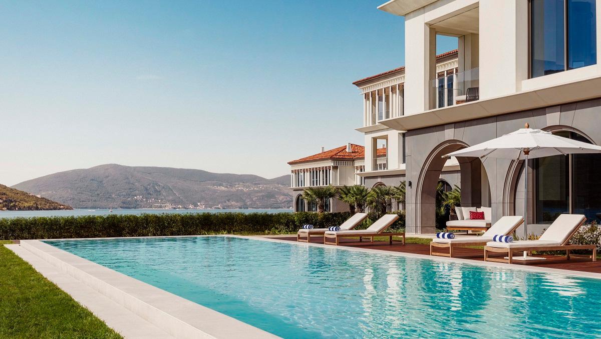 Sprawling Bayfront Swimming Pools and Sun Loungers Overlooking the Adriatic