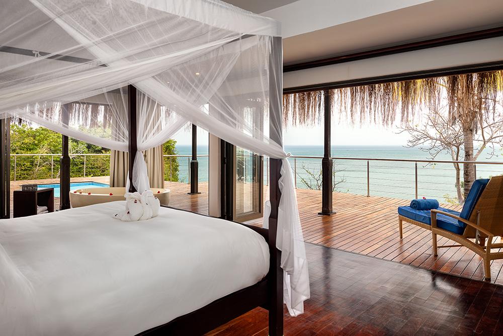 Deluxe Seaview Villa Master Suite