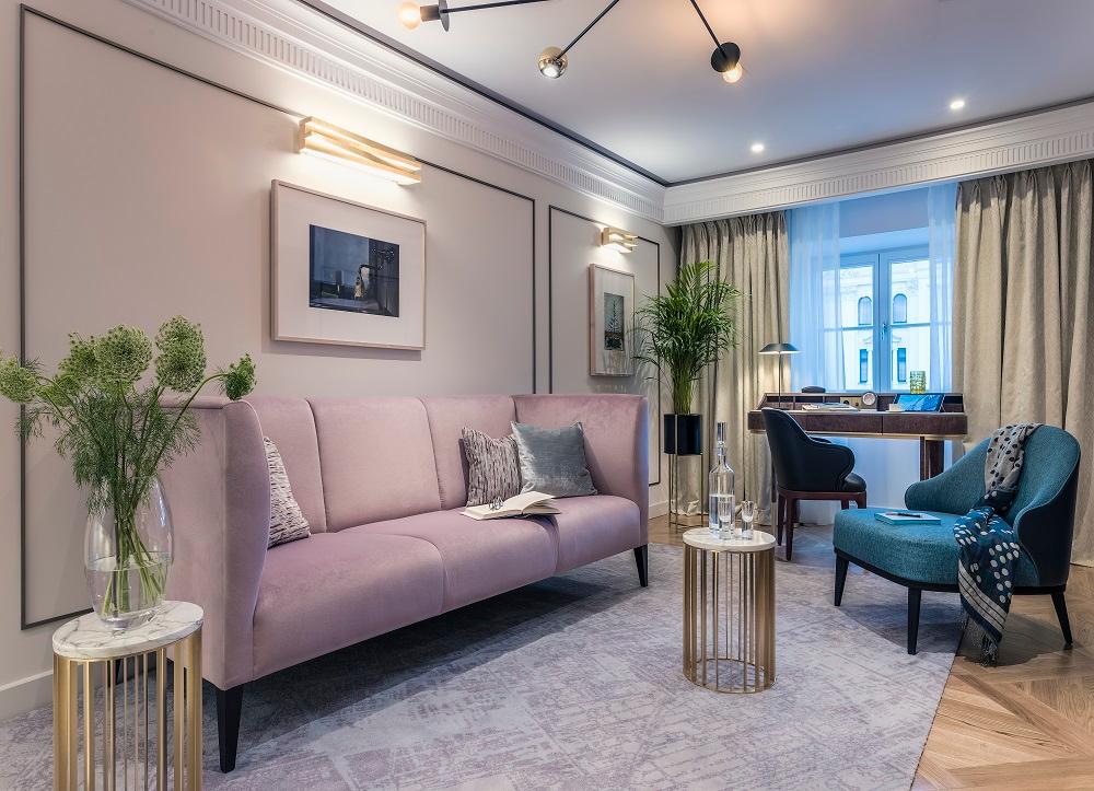 Junior Suite with Bespoke Woodwork and Corner Library