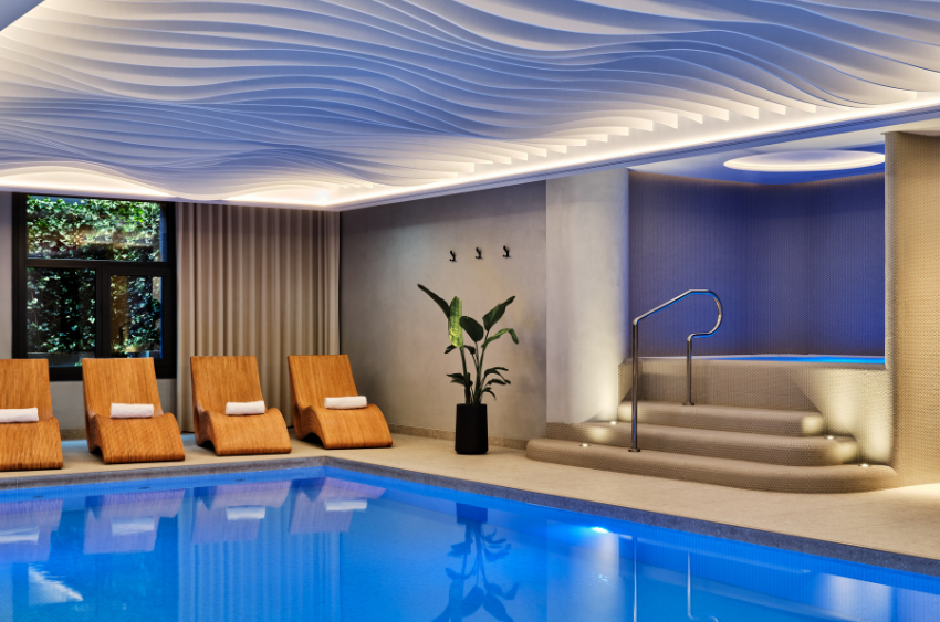 Heated Indoor Swimming Pool and Relaxation Spa