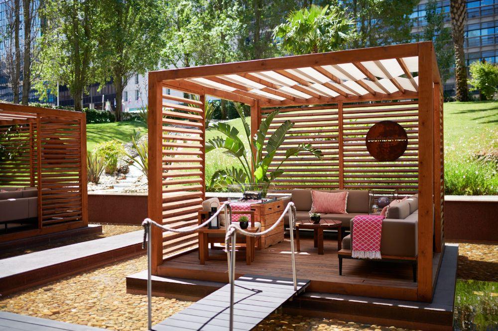 Soul Garden Al Fresco Cocktails, Lounge and Waterfall Terrace
