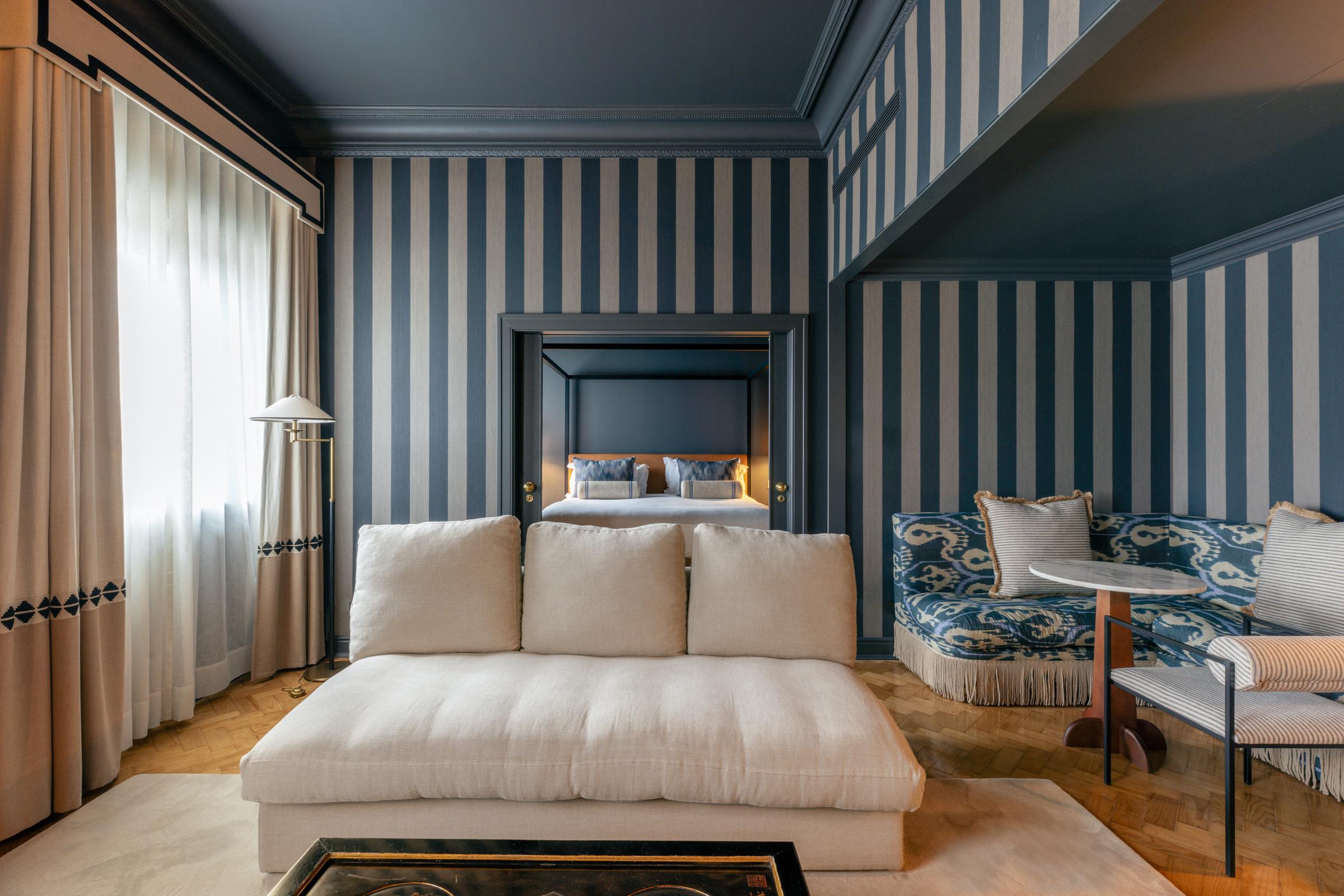 Exquisite Premium Suite Adamastor with Classic Heritage Decor and Salon