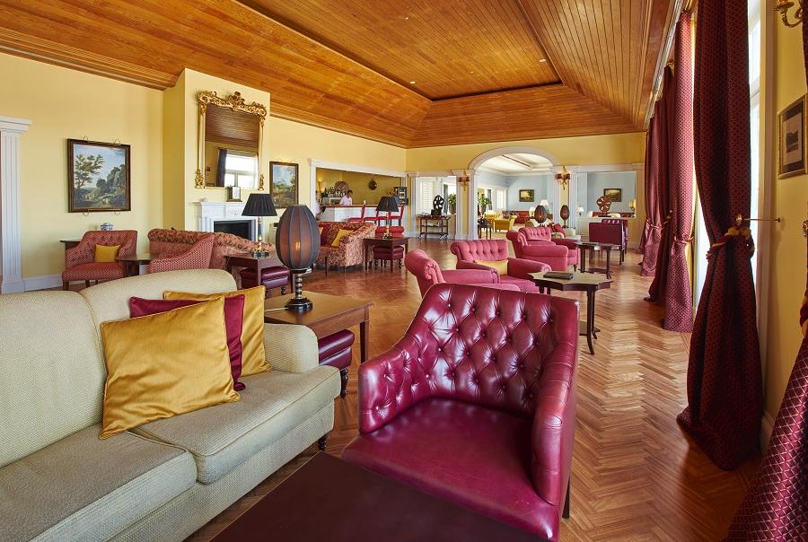 Dick's Bar & Bistrô Port Wine Lounge
