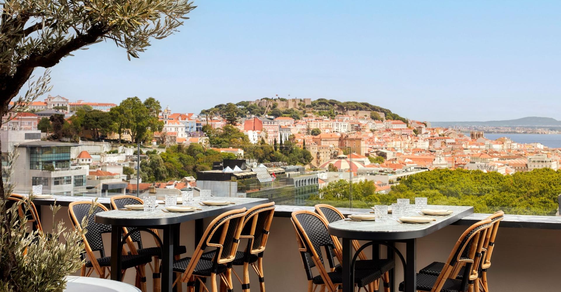 Tivoli Avenida Liberdade Rooftop Sky Bar Overlooking Lisbon