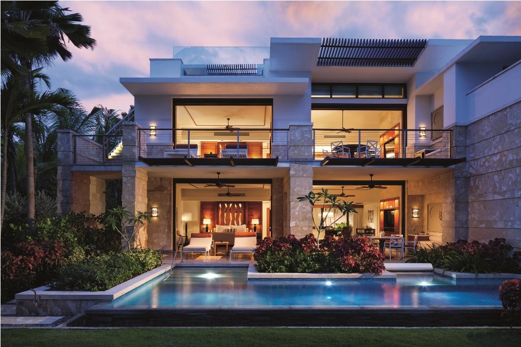 Ultra-luxury Reserve beachfront suite interior
