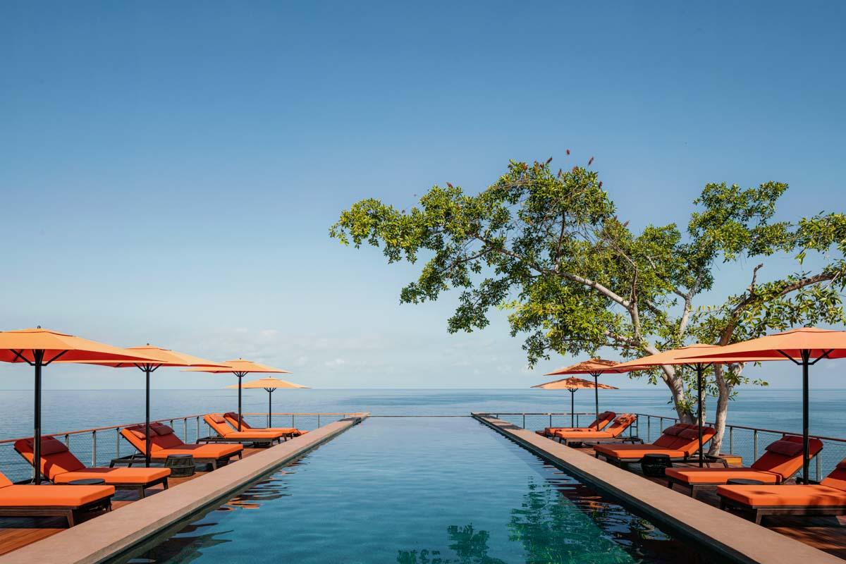 Carao Clifftop Restaurant & Pool