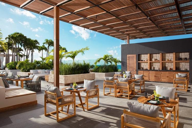 El Cielo Rooftop Gourmet Restaurant & Lounge