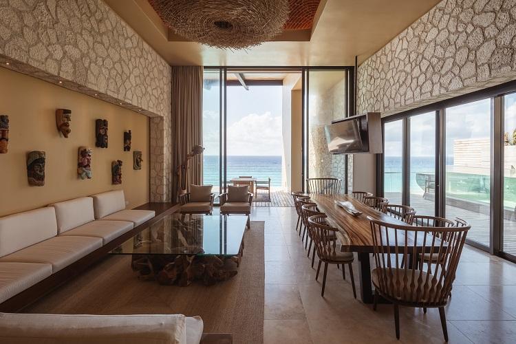 Master Suite Ocean Front with Private Plunge Pool