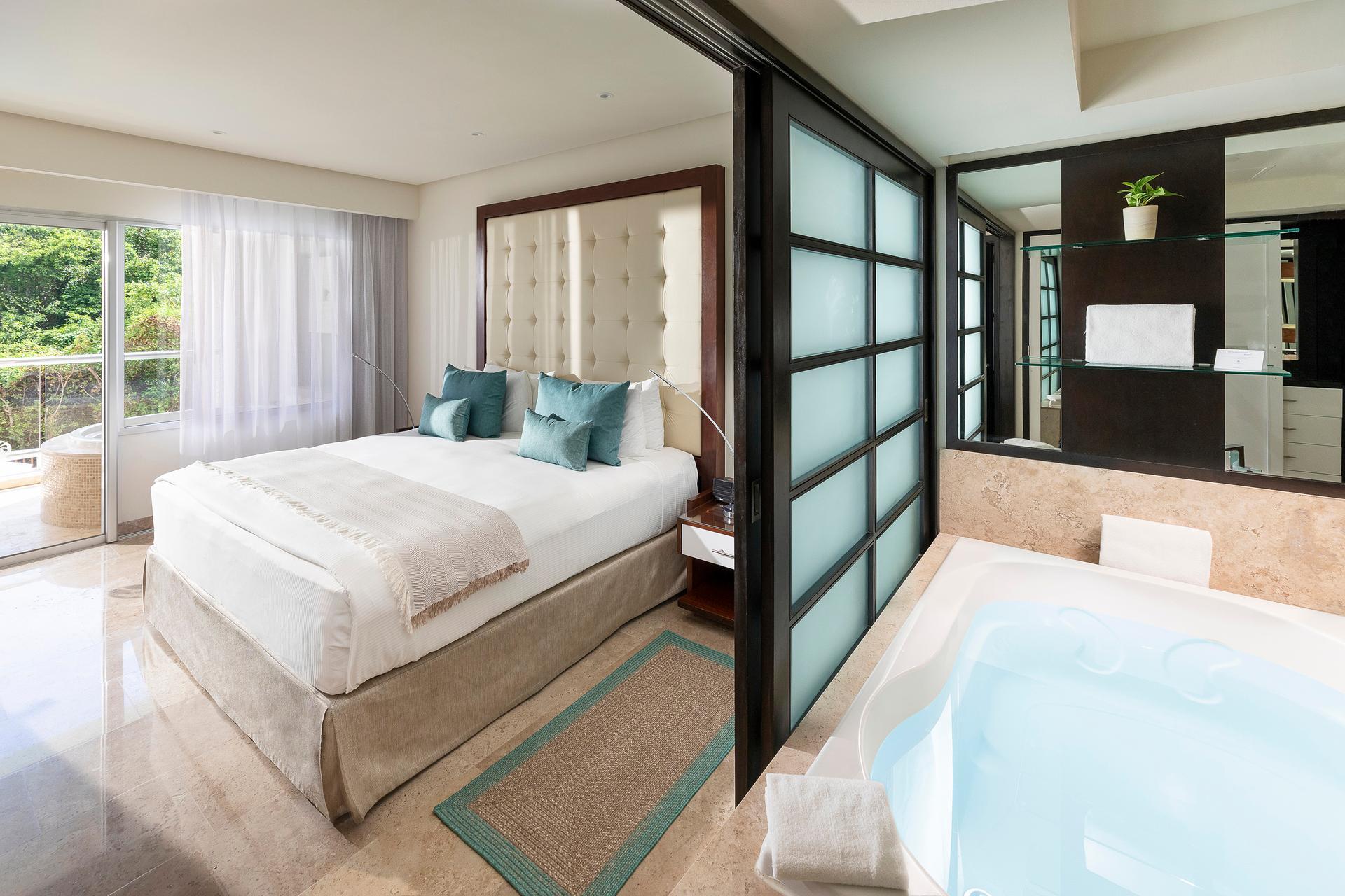 Master Suite NiktÃ© Garden View at Paradisus Playa del Carmen