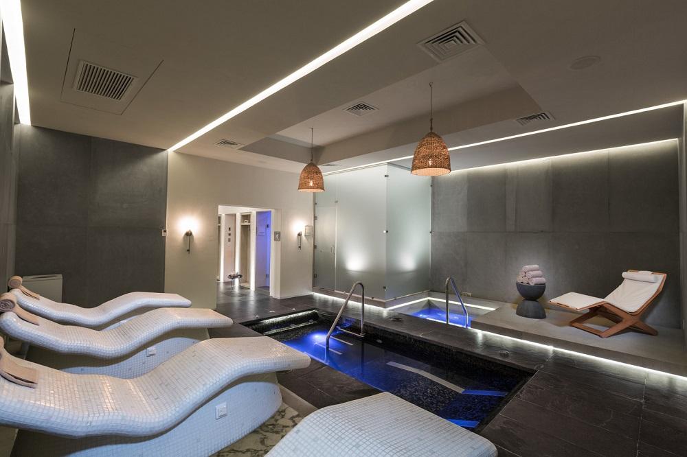 Esencia Wellness Spa Hydrotherapy at UNICO 20Â°87Â°