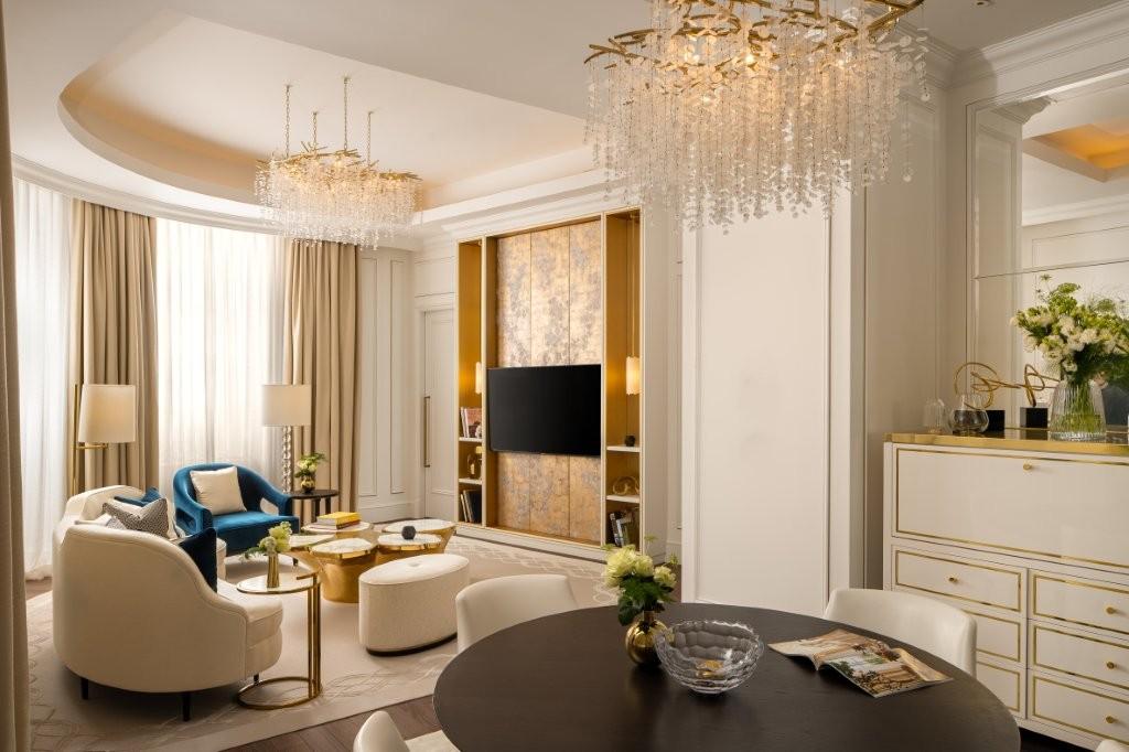 Signature Suite Salon with Soaring Ceilings