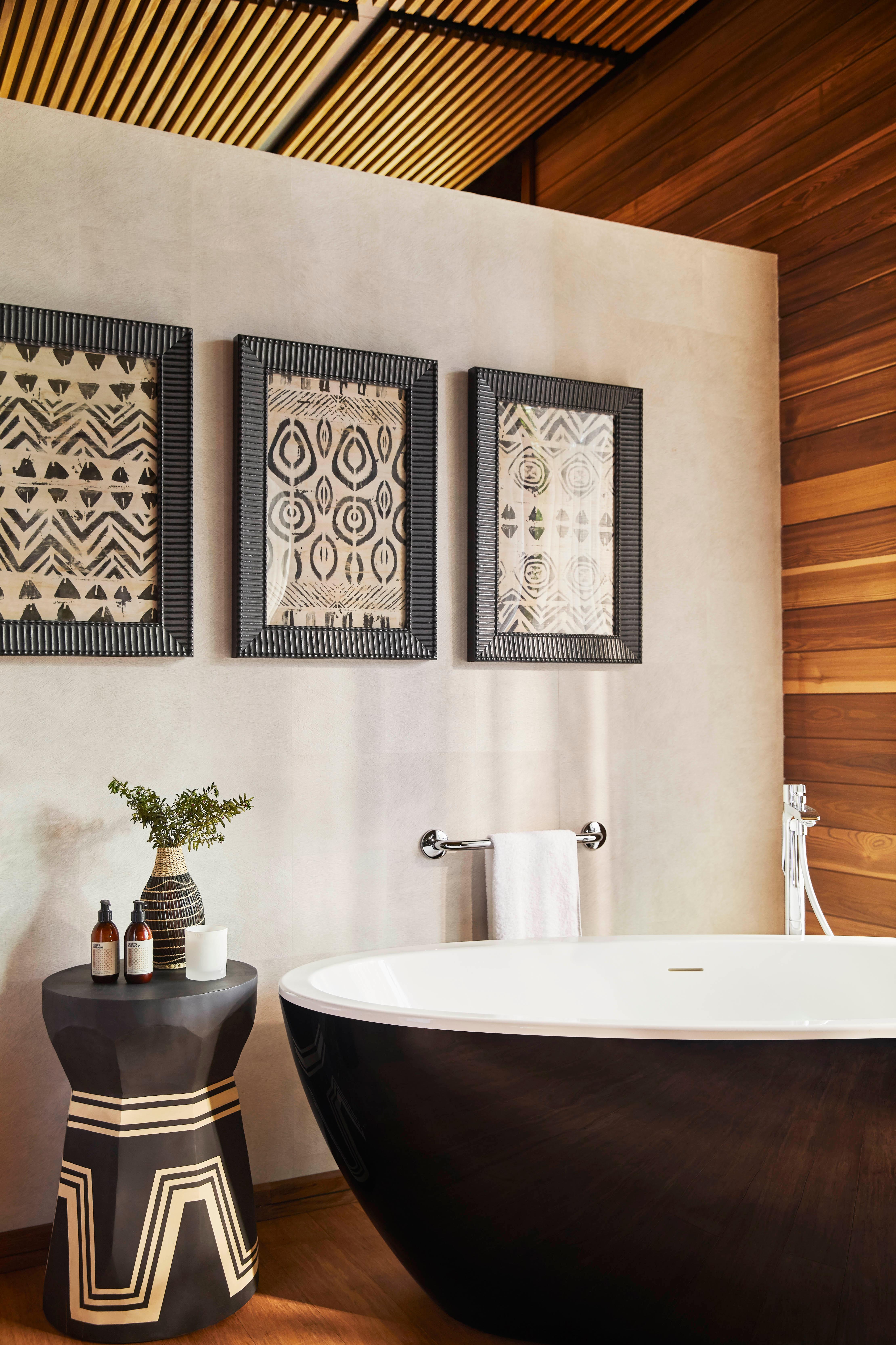 Forest King Standalone Bathtub