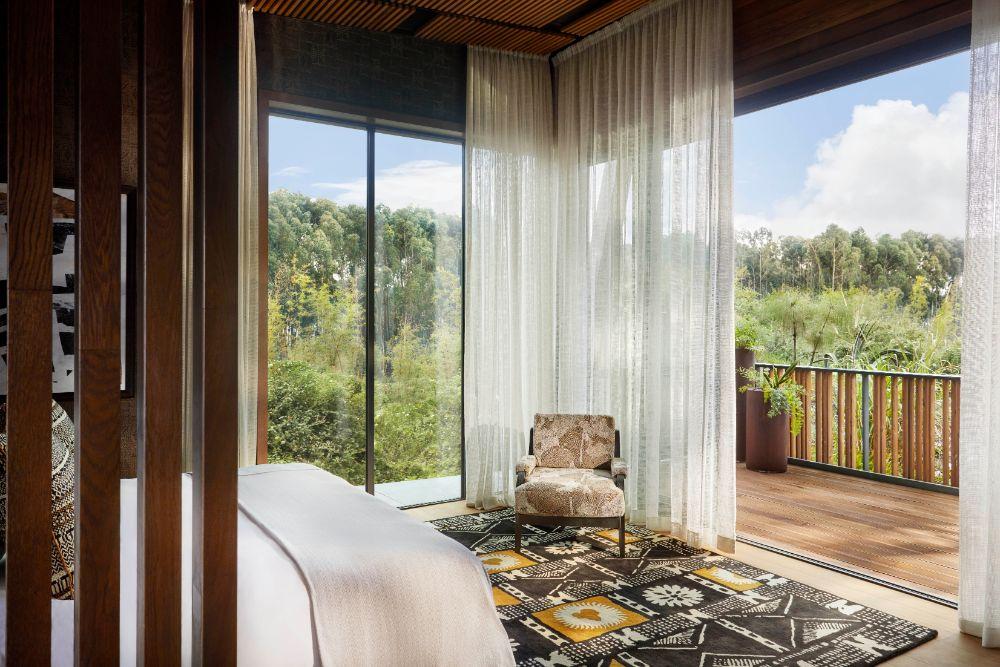 Silverback Suite Master Bedroom