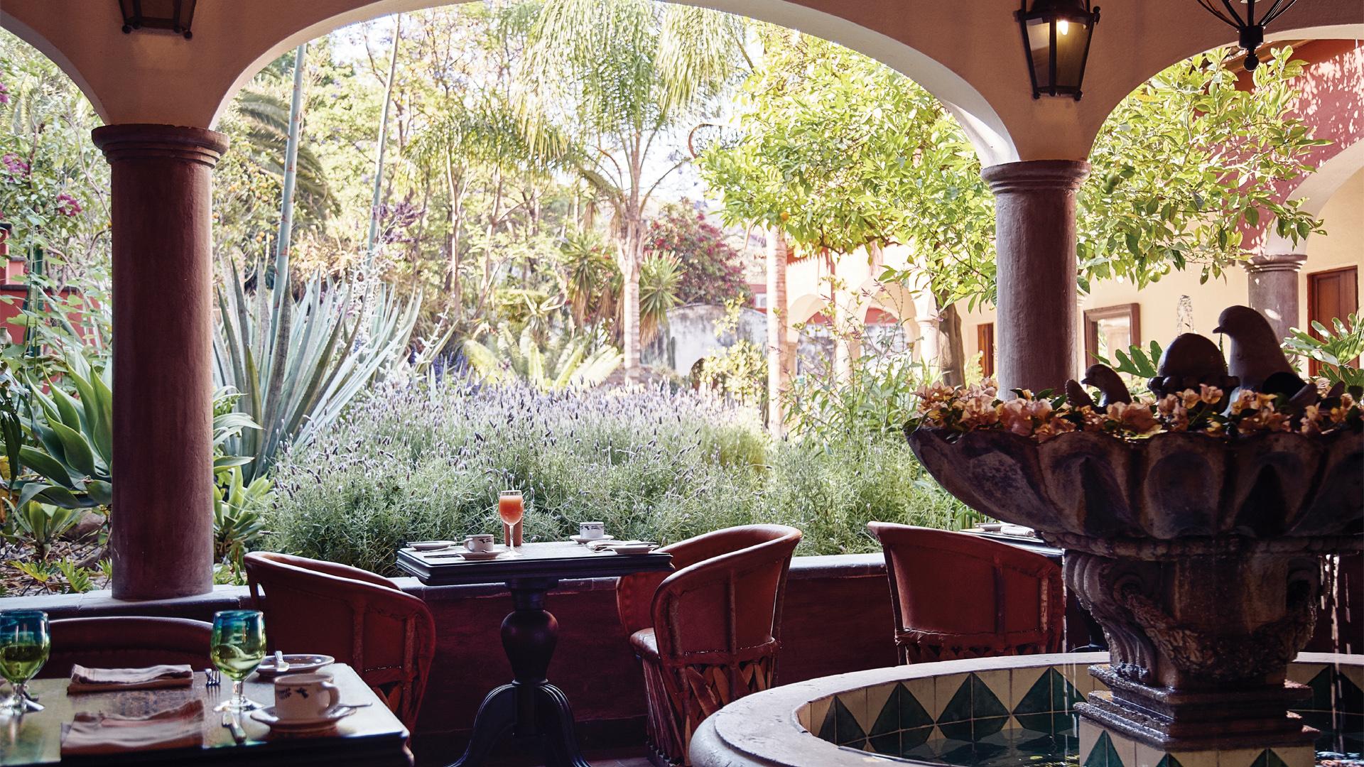 Restaurante del Parque Garden Dining