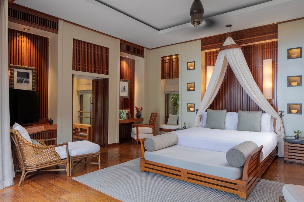 Premier Beach Pool Villa Deck and Garden