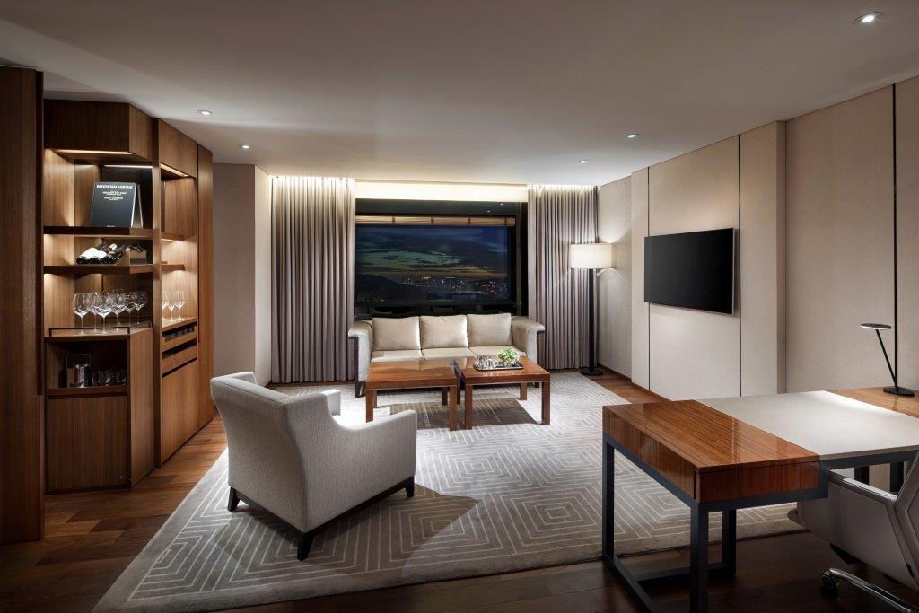 Premier Suite