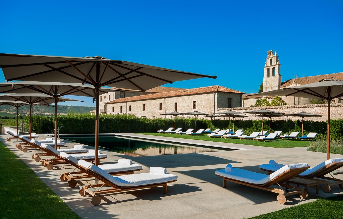 Heated outdoor vineyard swimming pool