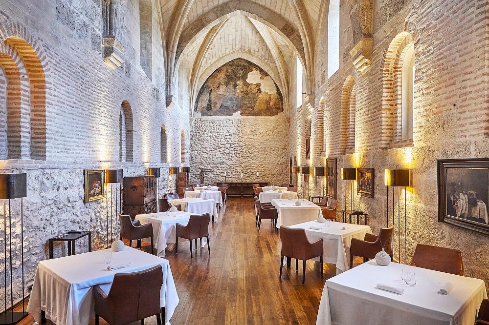 Refectorio Michelin-starred dining hall