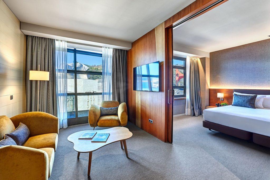 Deluxe Suite Guggenheim View
