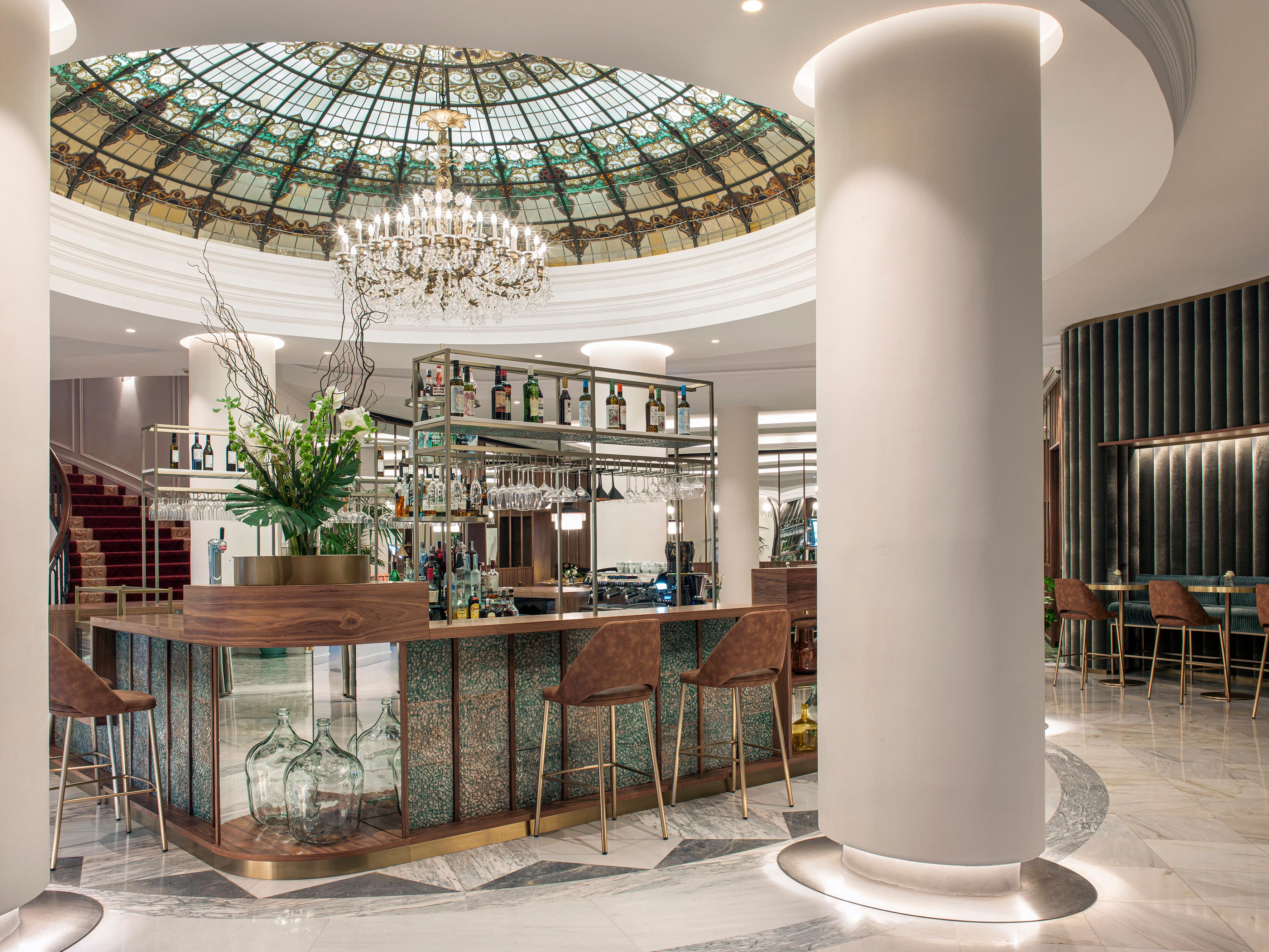 Colón Grand Café and cocktail bar with Isabel Parente tiles