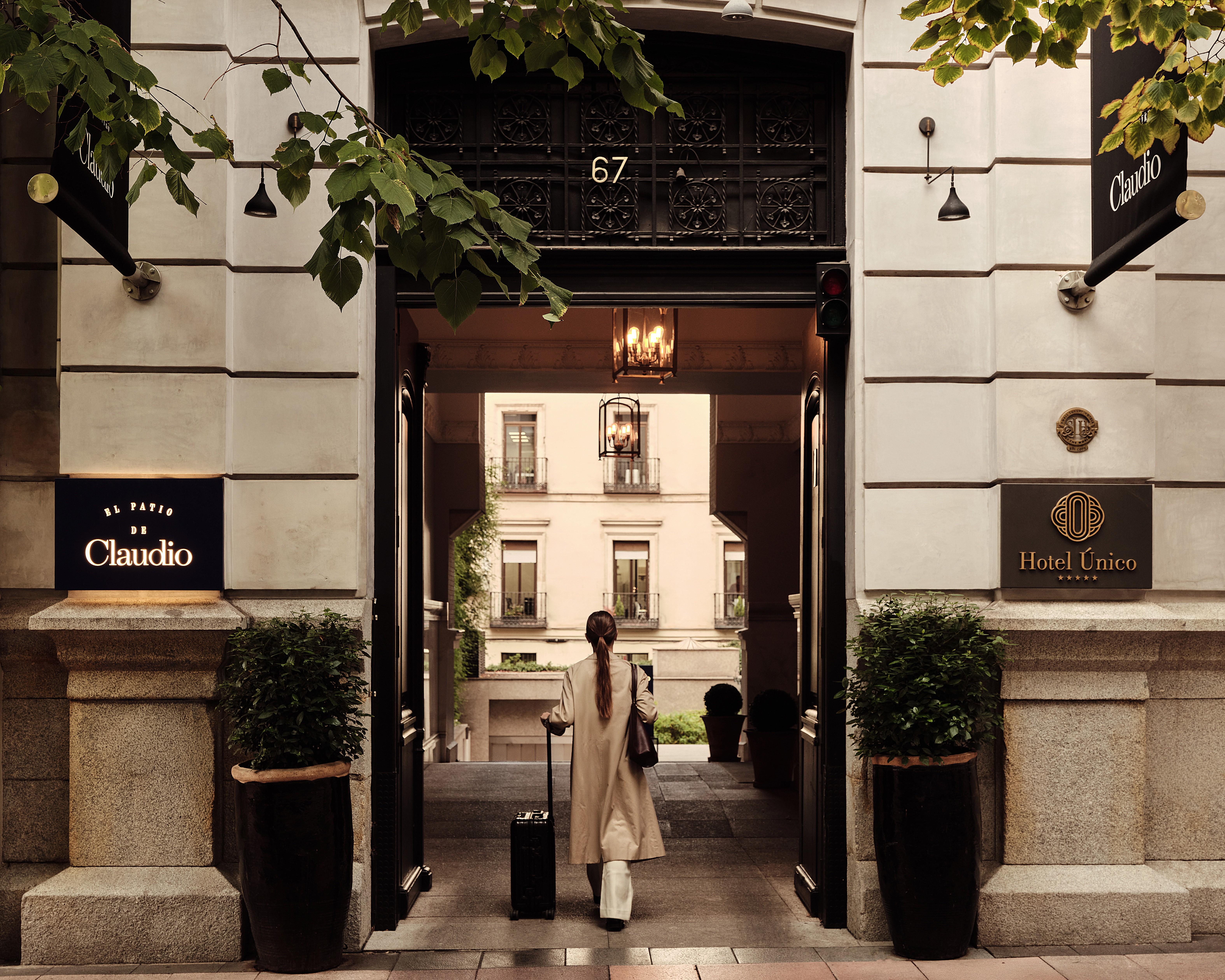 Hotel Único Madrid - 19th-century aristocratic palace in Salamanca Golden Mile