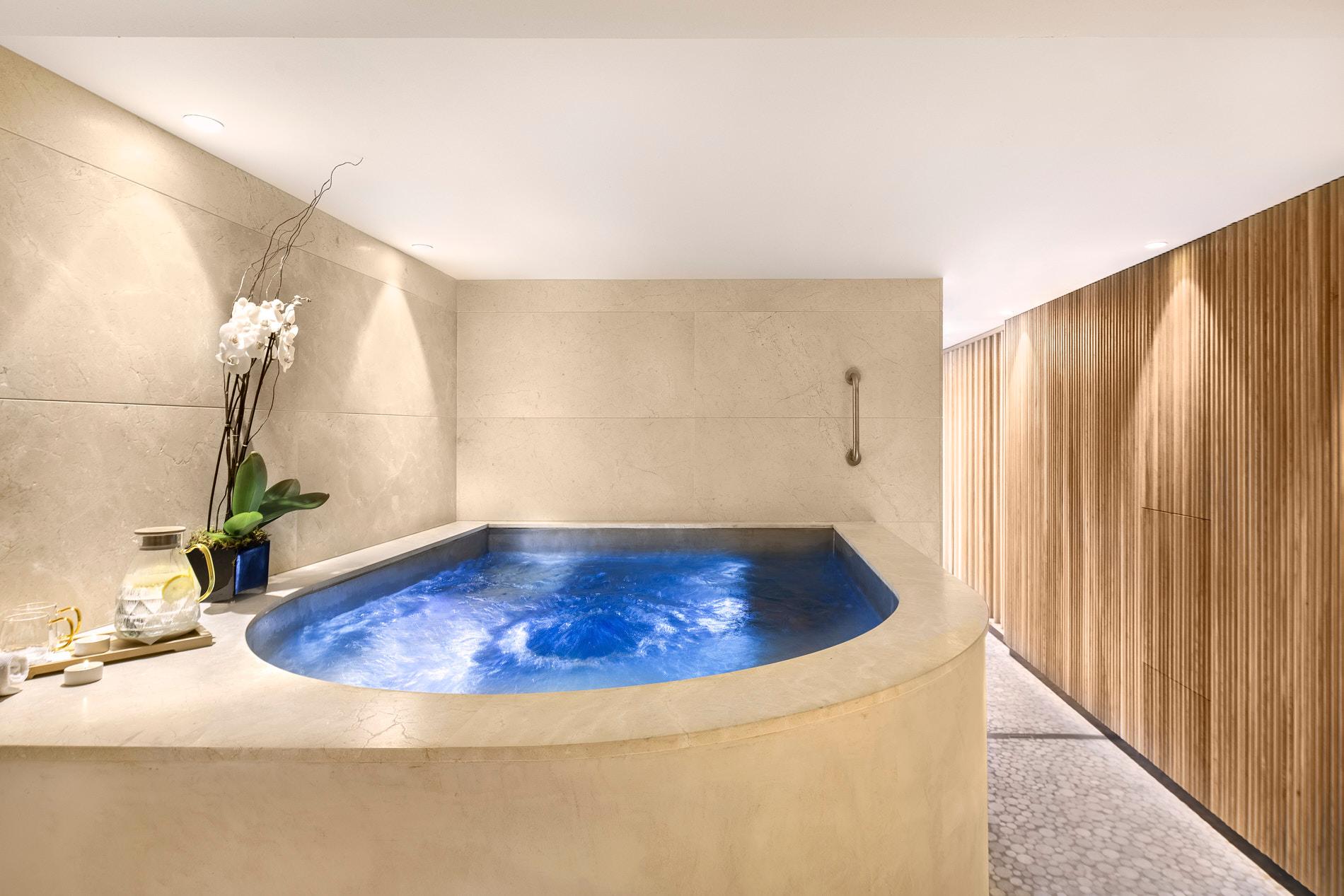 Hydrotherapy relaxation suite at Majestic Spa Barcelona