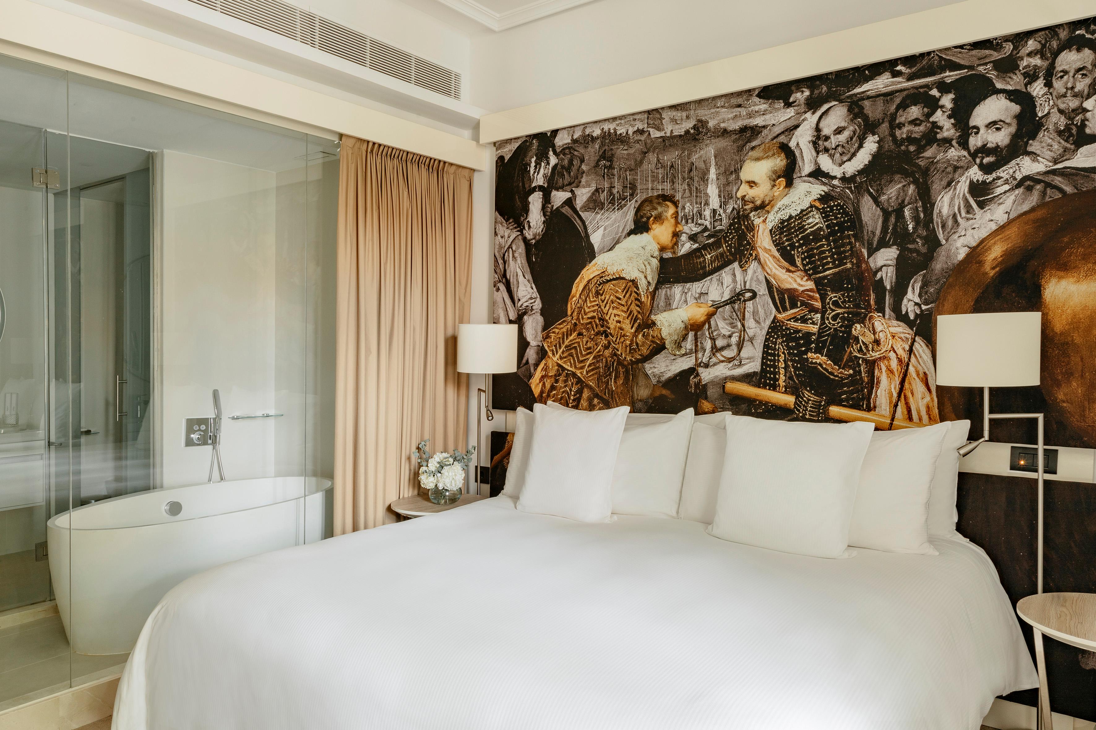 Premier Room featuring velvet accents and Carner Barcelona amenities