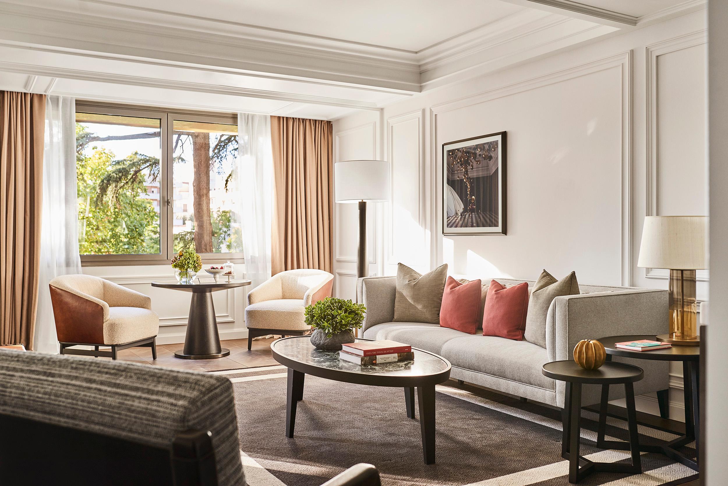 Villa Magna Suite Salon